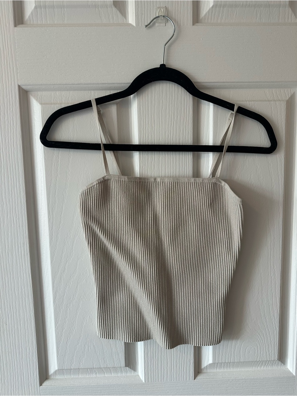 Aritzia babaton contour tank